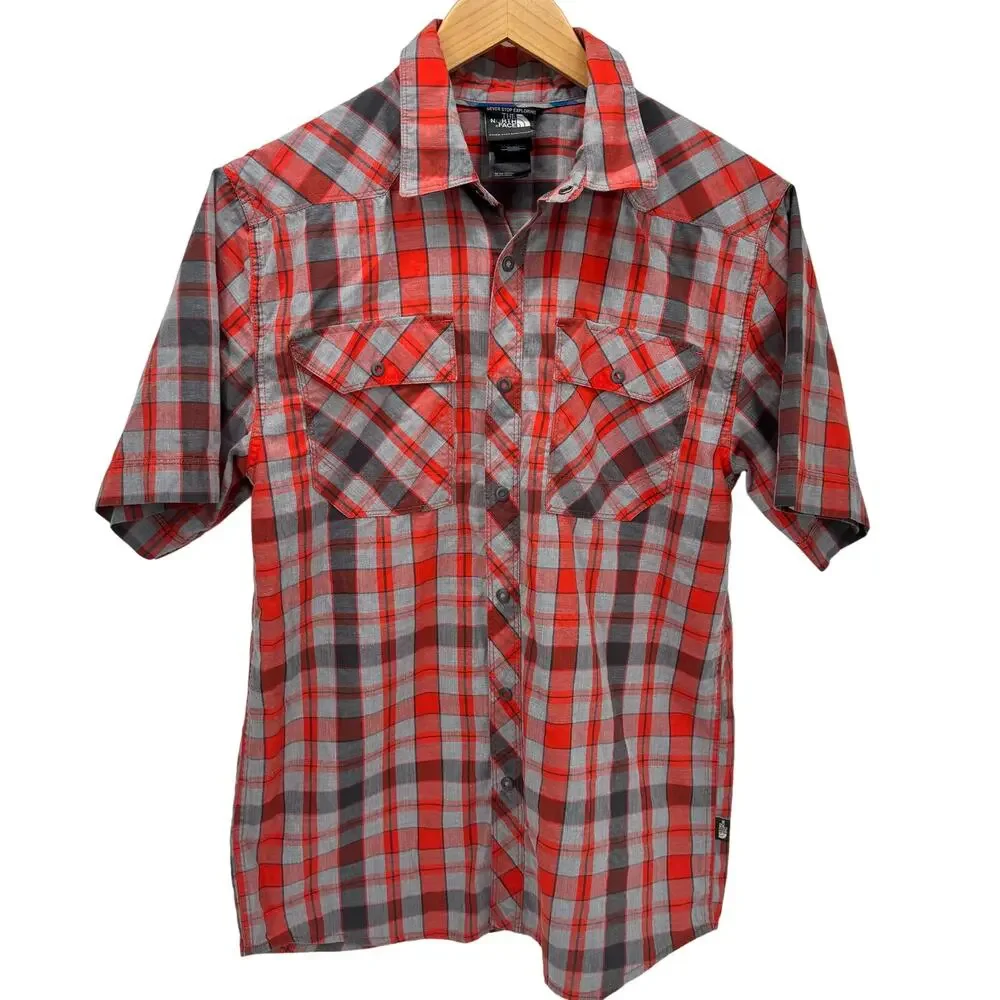 The North Face Shirt Mens Small Gray Red Plaid Snap Up‎ Shorts Sleeve Gorpcore